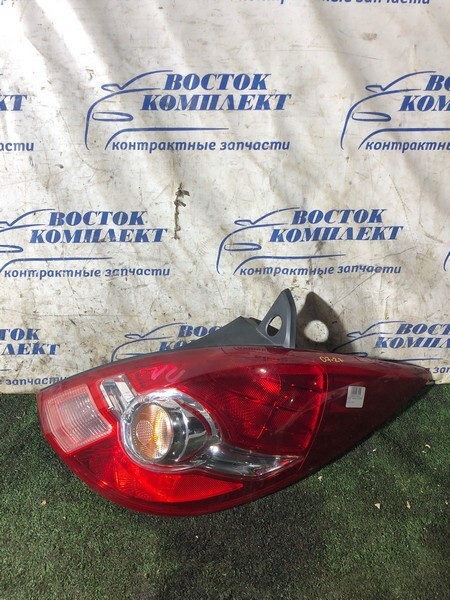 Фонарь стоп-сигнала Nissan Tiida C11 HR15DE прав