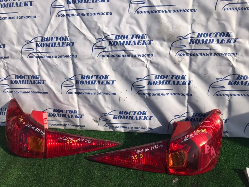 Фонарь стоп-сигнала Toyota Caldina AZT246W 1AZ-FSE лев