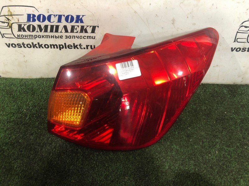 Фонарь стоп-сигнала Toyota Caldina ZZT241W 1ZZ-FE прав