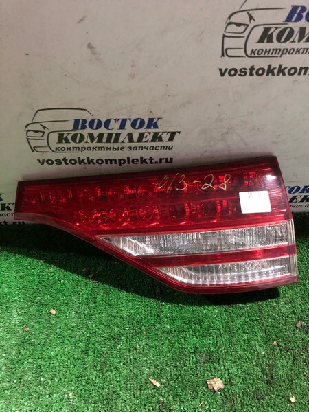 Фонарь стоп-сигнала Toyota Estima 2006 ACR50W 2AZ-FE прав