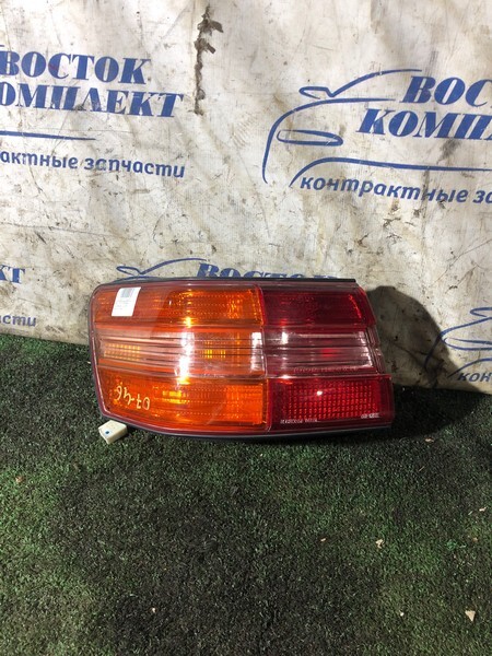 Фонарь стоп-сигнала Toyota Mark II JZX100 1JZ-GE лев