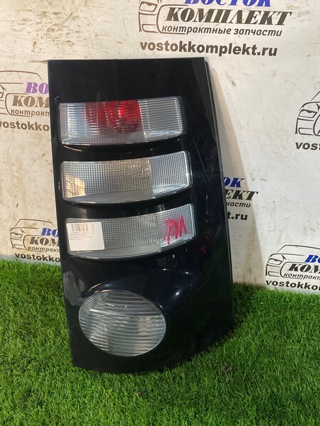 Фонарь стоп-сигнала Toyota Sienta NCP81G 1NZ-FE прав