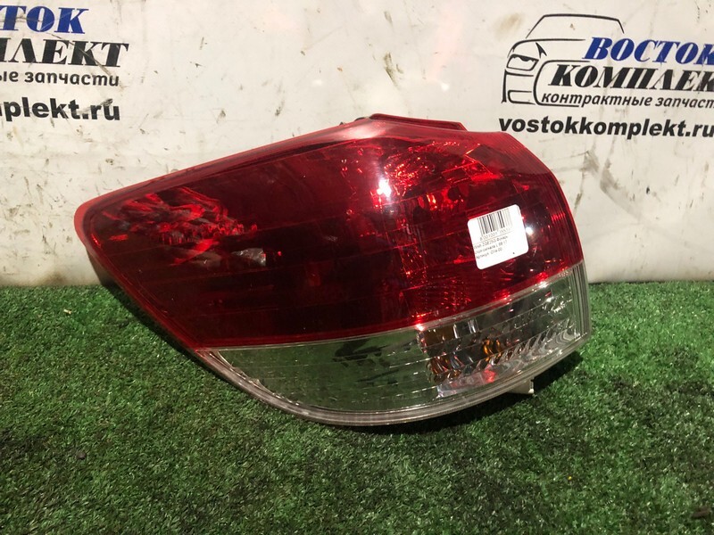 Фонарь стоп-сигнала Toyota Wish ZGE25G 2ZR-FAE лев