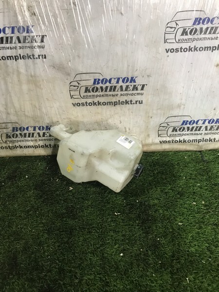 Бачок расширительный Nissan Serena C25 MR20DE