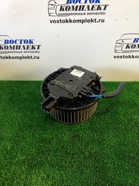 Вентилятор печки Toyota Crown 2000 JZS171 1JZ-GE