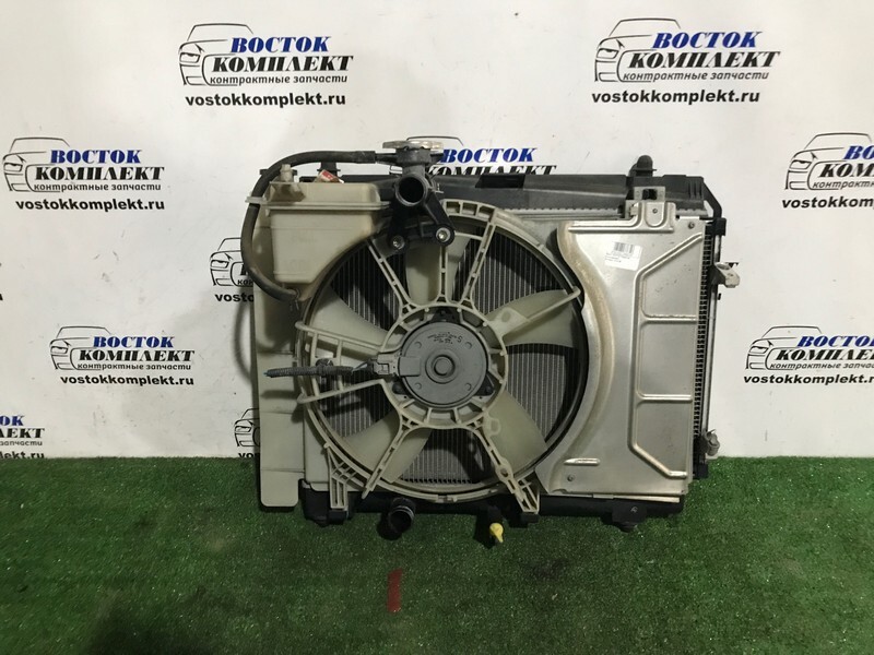 Радиатор двигателя Toyota Ractis 2007 SCP100 2SZ-FE