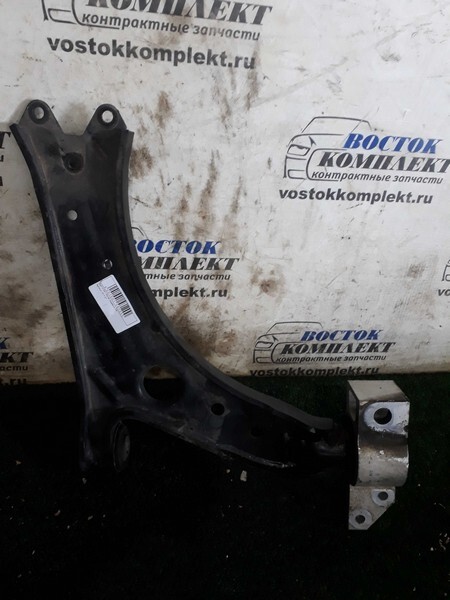 Рычаг подвески Volkswagen Golf 2012 MK6 CAVD перед прав