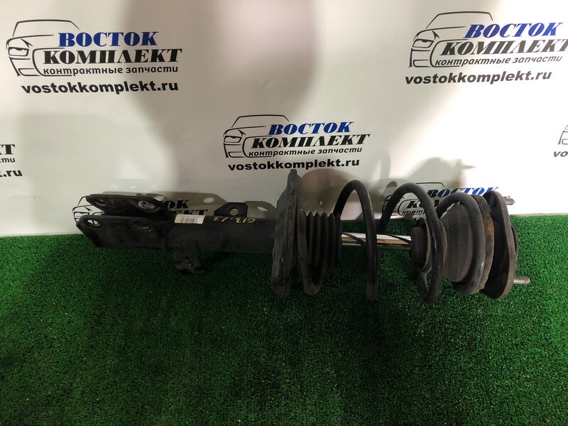 Стойка подвески Toyota Isis 2007 ANM10W 1AZ-FSE перед прав