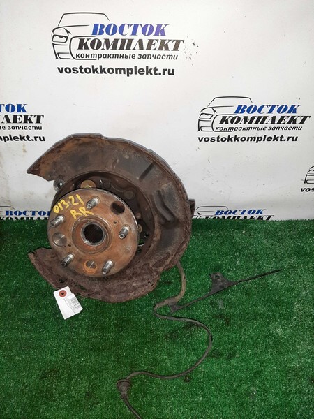 Ступица Toyota Crown 2002 JZS173 1JZ-GE зад прав