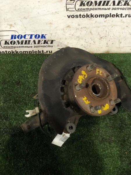 Ступица Toyota Estima 2003 ACR30W 2AZ-FE перед лев