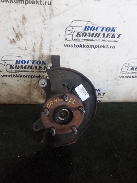 Ступица Toyota Noah 2008 ZRR70 3ZR-FAE перед лев