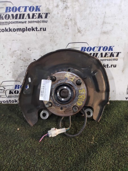 Ступица Toyota Vitz KSP90 1KR-FE перед прав