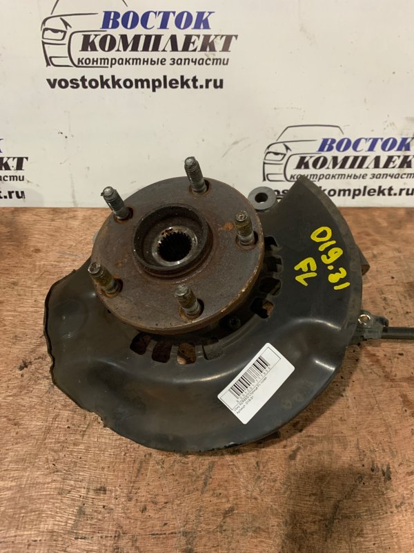 Ступица Toyota Voxy 2006 AZR65G 1AZ-FSE перед лев