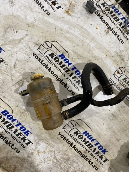 Бачок гидроусилителя Mitsubishi Chariot Grandis 2000 N94W 4G64