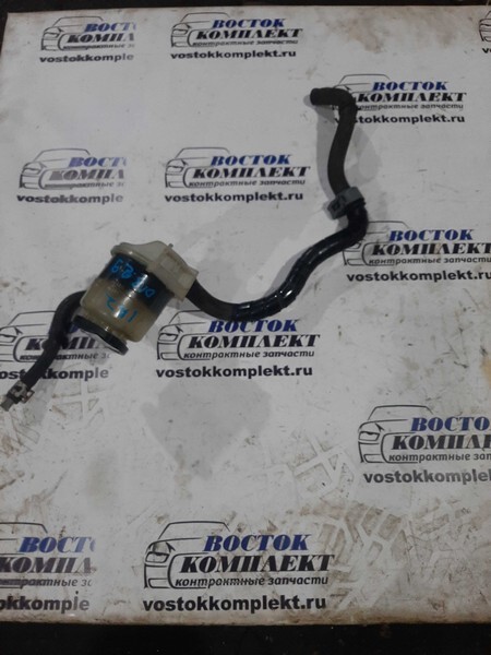 Бачок гидроусилителя Toyota Voxy 2005 AZR60G 1AZ-FSE