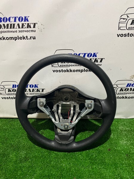 Руль Mitsubishi Colt 2009 Z22A 4A90