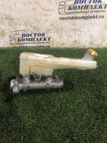 Главный тормозной цилиндр Nissan Serena 2003 TC24 QR20DE