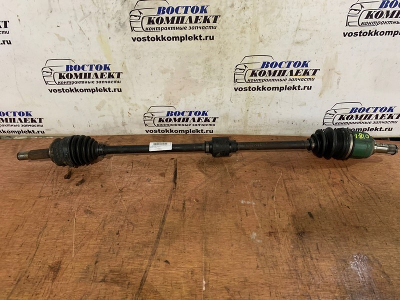 Привод Mitsubishi Colt Plus Z23W 4A91 перед прав