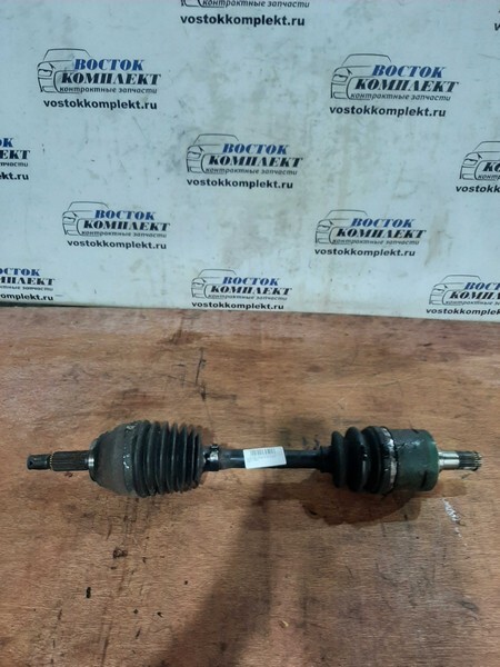 Привод Mitsubishi Debonair 1999 S26A 6G74 перед прав