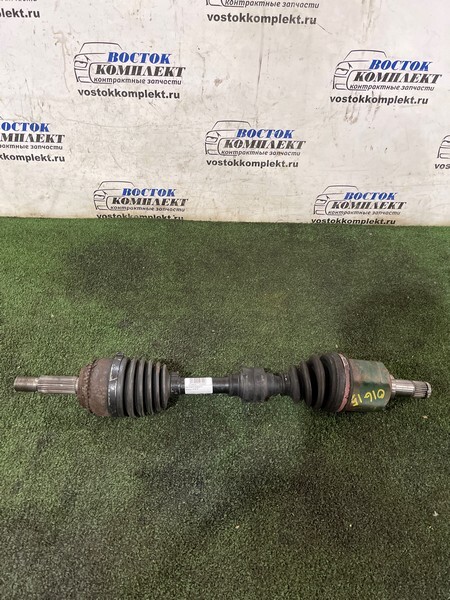 Привод Mitsubishi Dion CR6W 4G94 перед лев