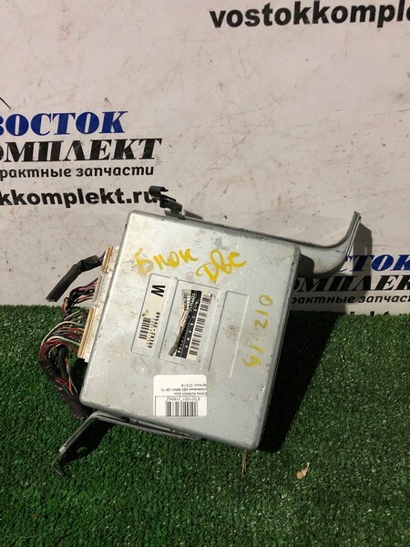 Блок управления ABS Toyota Estima ACR40W 2AZ-FE