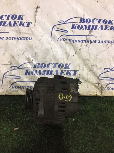 Генератор Nissan Vanette SK82MN F8