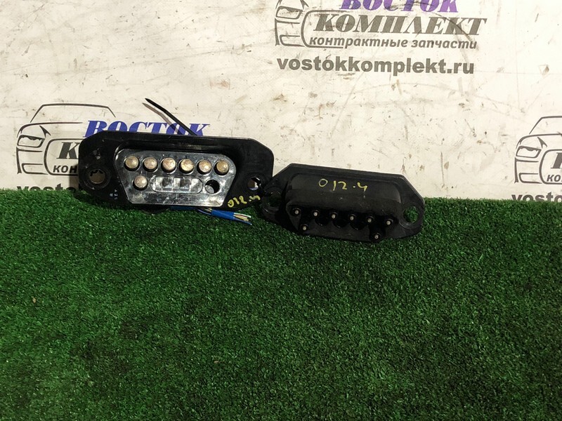 Концевой выключатель Honda Mobilio Spike GK1 L15A лев