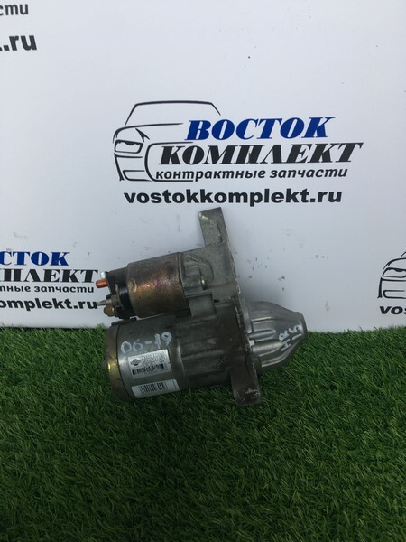 Стартер Nissan Note E11 HR15DE