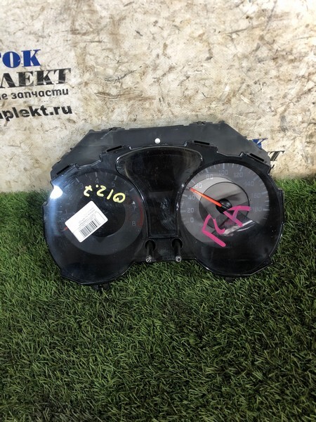Комбинация приборов Nissan Juke NF15 MR16DDT