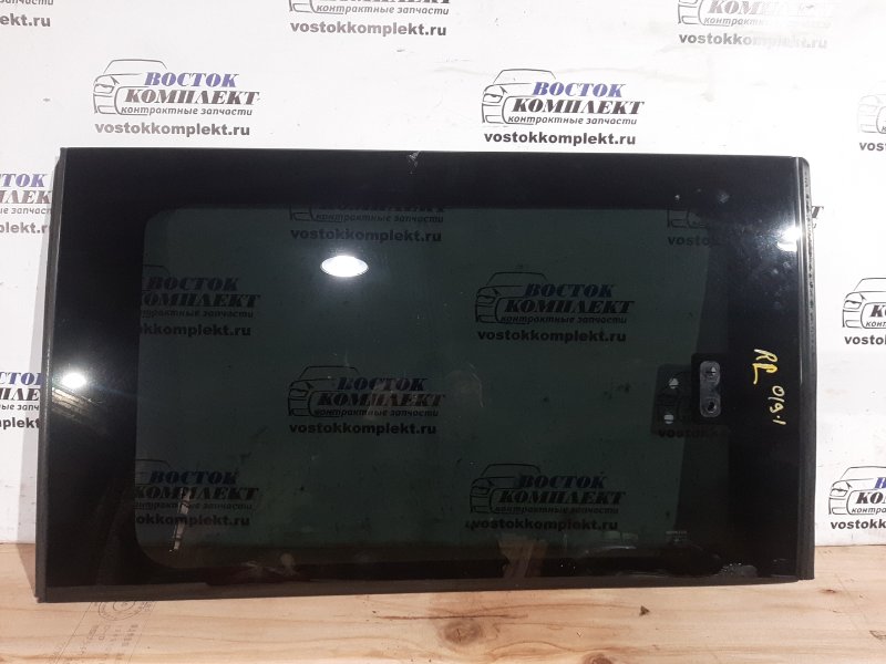 Стекло боковое Honda Mobilio Spike GK2 L15A зад лев