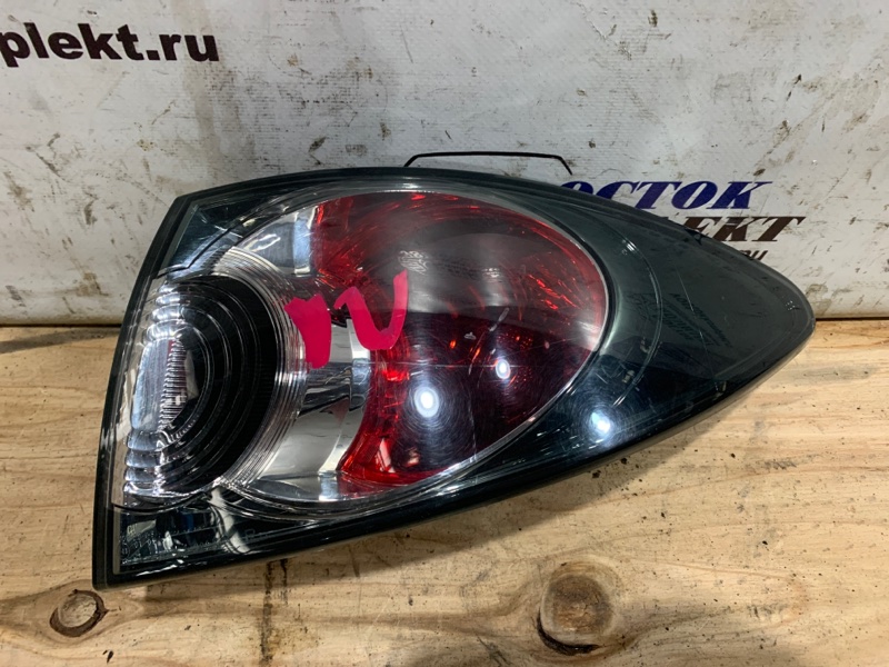 Фонарь стоп-сигнала Mazda Atenza GY3W L3-VE прав