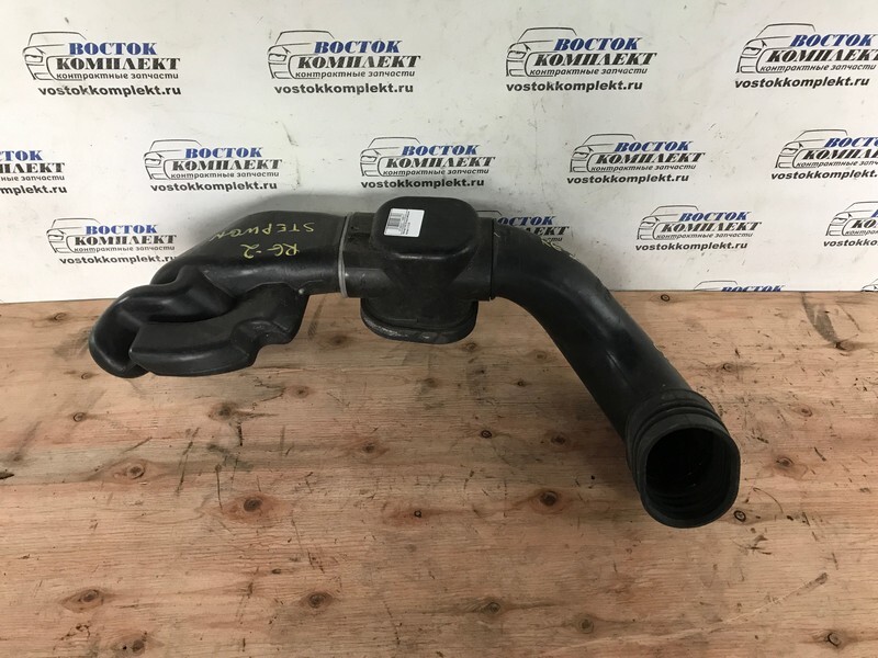 Воздухозаборник Honda Stepwgn RG2 K20A