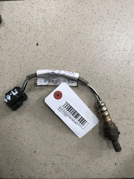 Датчик кислородный Mazda Premacy 2002 CP8W FP-DE