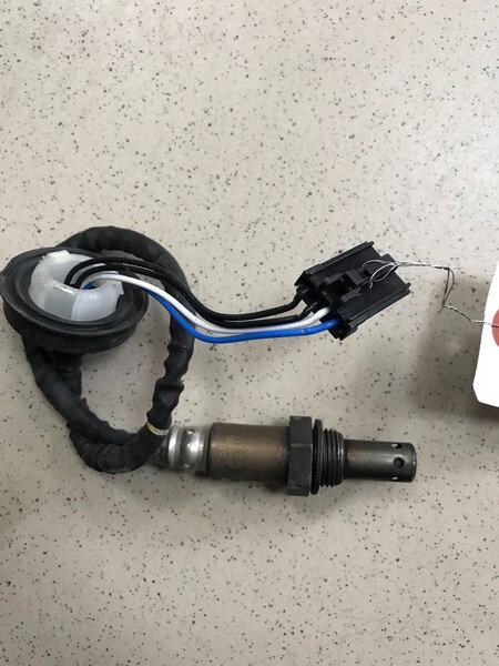 Датчик кислородный Mitsubishi Lancer CS6A 4G94