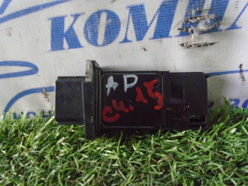 Датчик расхода воздуха Nissan AD VZNY12 HR16DE