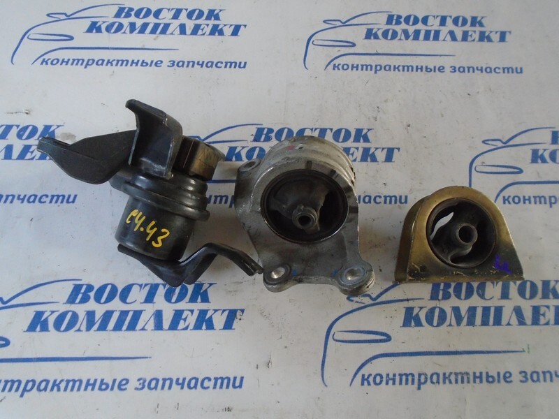 Подушка двигателя Mitsubishi Lancer CS2A 4G15 прав