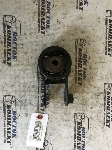 Подушка двигателя Toyota Ractis NCP100 1NZ-FE зад