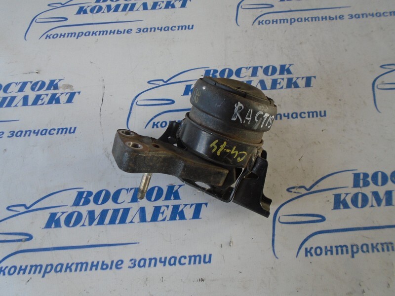 Подушка двигателя Toyota Ractis NCP100 1NZ-FE прав