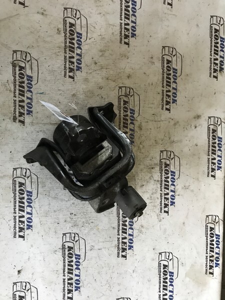 Подушка двигателя Toyota Sienta NCP81G 1NZ-FE перед прав