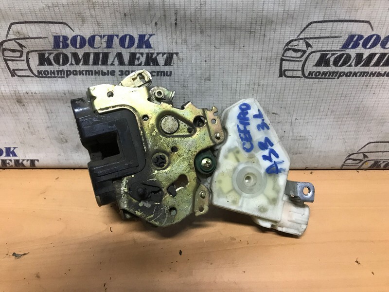 Замок дверной Nissan Cefiro A33 VQ20DE зад лев