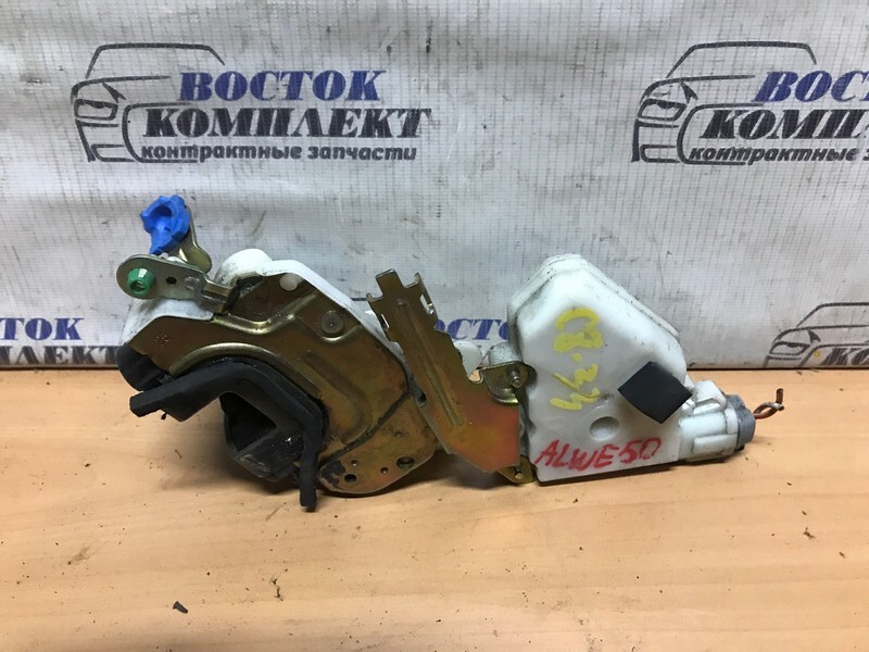 Замок дверной Nissan Elgrand ALWE50 QD32ETI перед лев