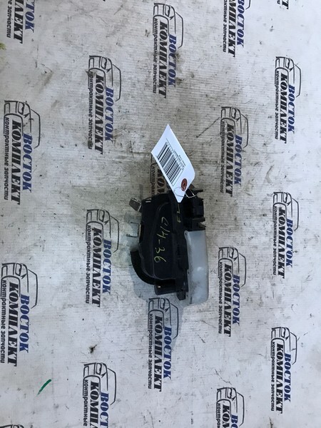 Замок дверной Nissan Latio 2012 N17 HR12DE перед лев