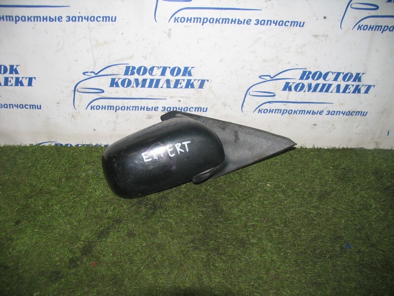 Зеркало боковое Nissan Expert VW11 QG18DE прав