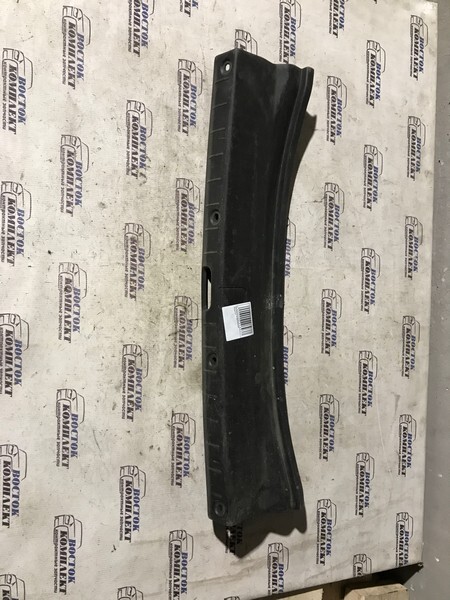 Накладка багажника Suzuki Aerio RA21S M15A