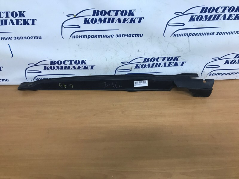 Накладка Honda Avancier TA1 F23A прав