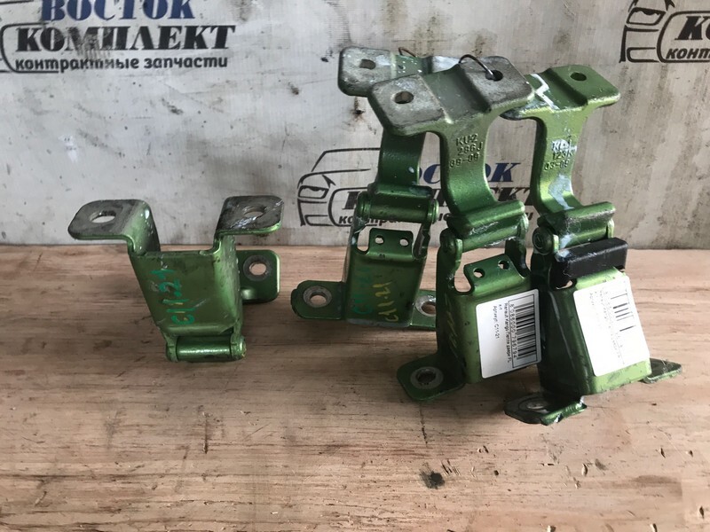 Петля двери Renault Kangoo KC K4M перед прав