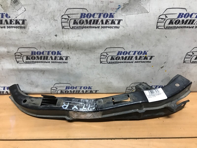 Планка под фару Honda Fit GD1 L13A прав