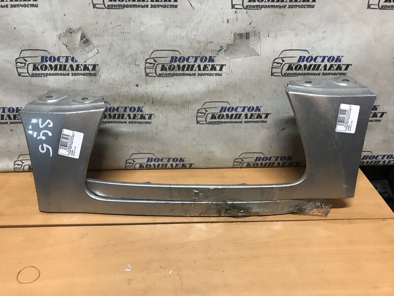 Планка под фару Subaru Forester SG5 EJ20 прав