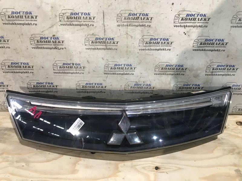 Решетка радиатора Mitsubishi Delica D:2 MB15S K12B