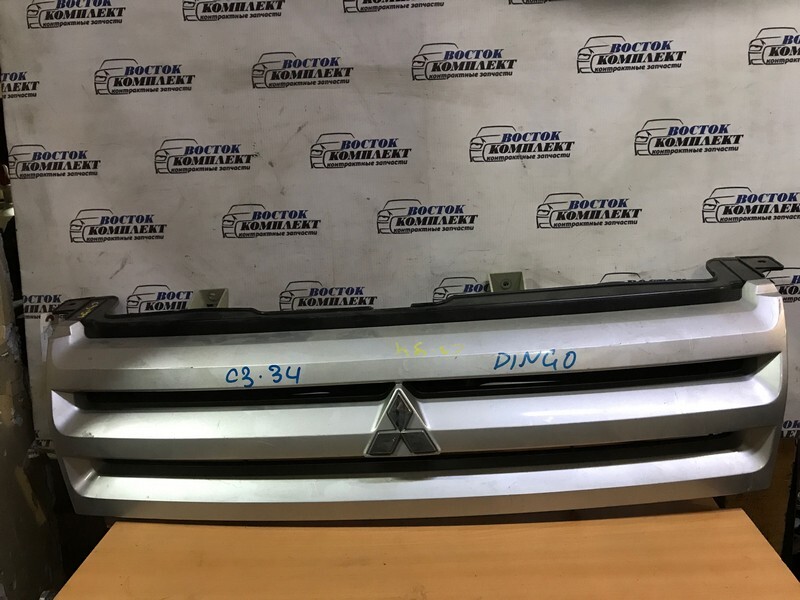 Решетка радиатора Mitsubishi Dingo CQ1A 4G13